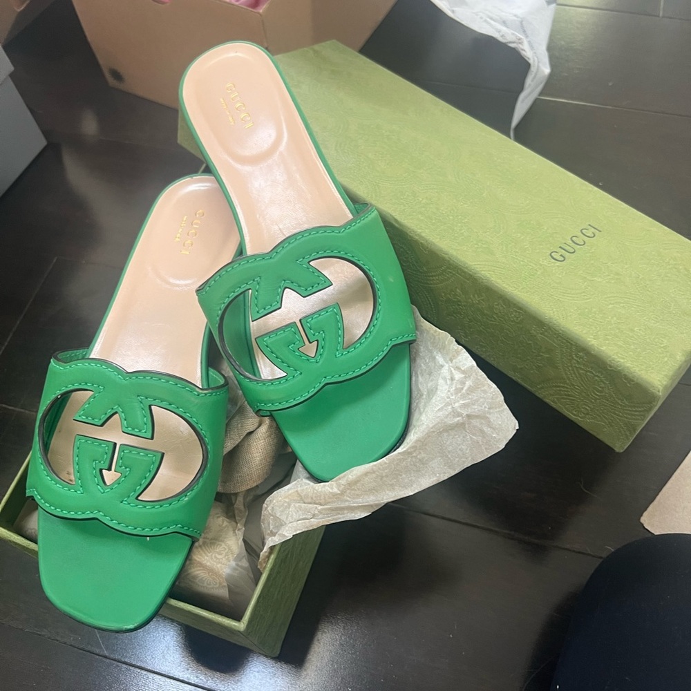 Gucci Emerald Green Women's Slide Sandals